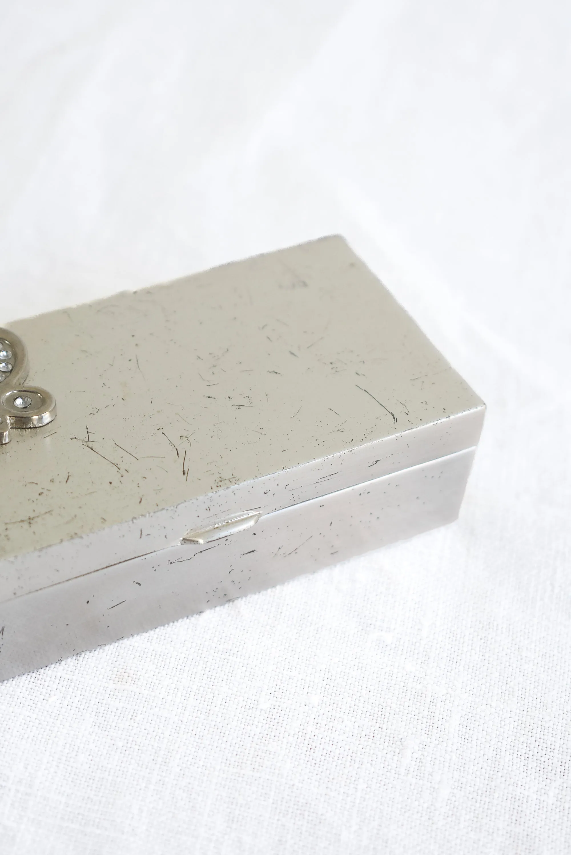 Vintage sparkly butterfly trinket box